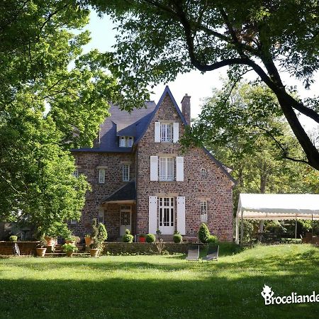 La Maison Rouge Broceliande Montauban-de-Bretagne Exteriér fotografie